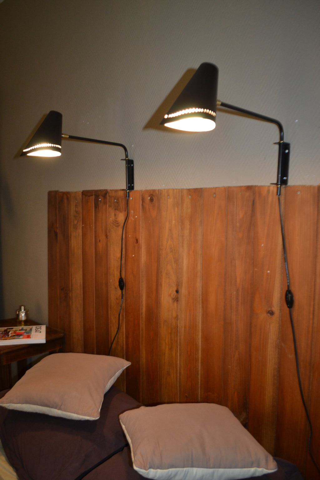 Paire d'appliques murales noires mat & laiton