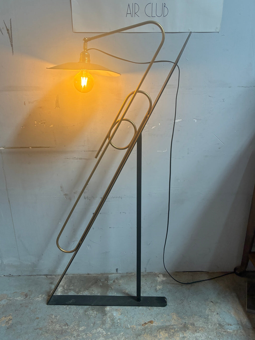 Trombone — Luminaire Sculpture