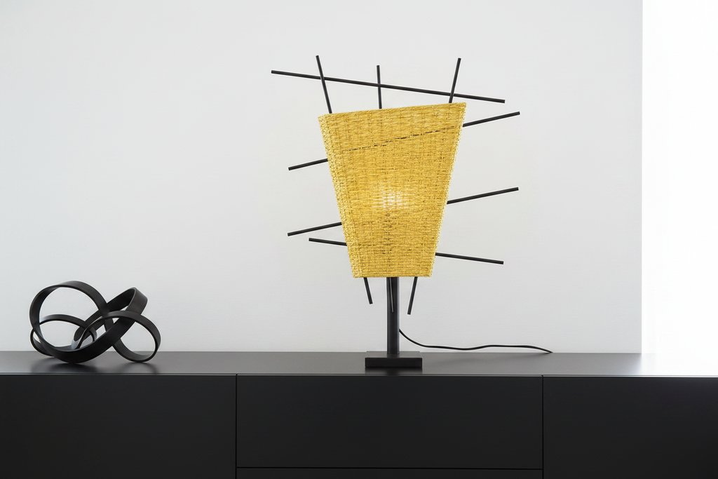 Lampe de table – plan rapproché fond blanc