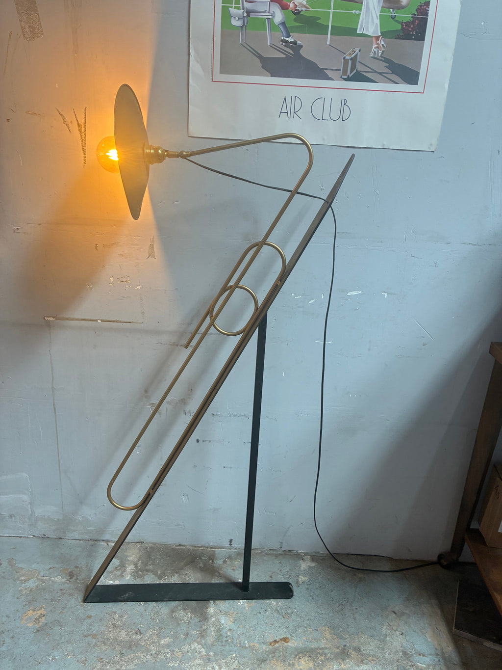 Trombone — Luminaire Sculpture