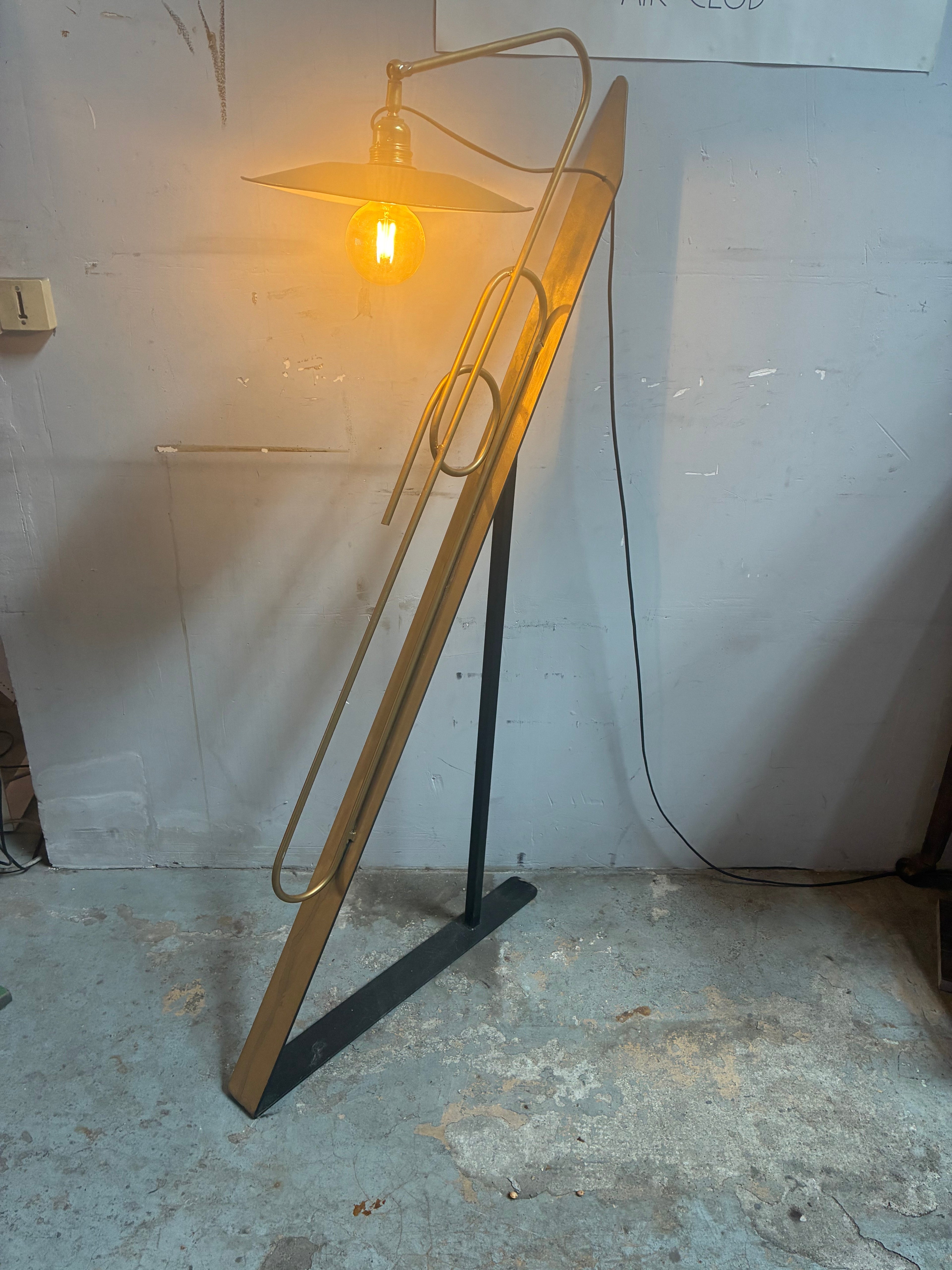 Trombone — Luminaire Sculpture